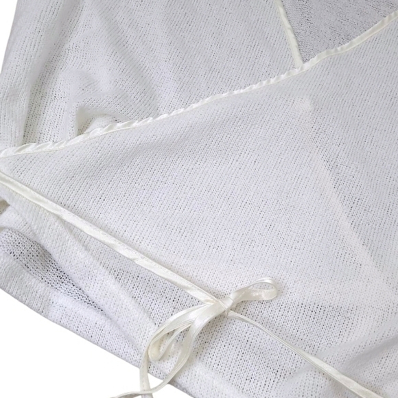 Bali Collection Canada Wrap Top Satin Trim Size Large - Picture 7 of 9